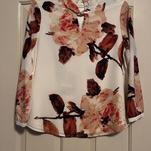 Chicos size 1 Petite Multicolored Blouse with Mandarin Collar